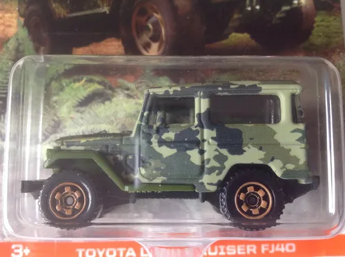 Vista 2 de Matchbox 2017 Camouflage Series Toyota Land Cruiser FJ40 Verde