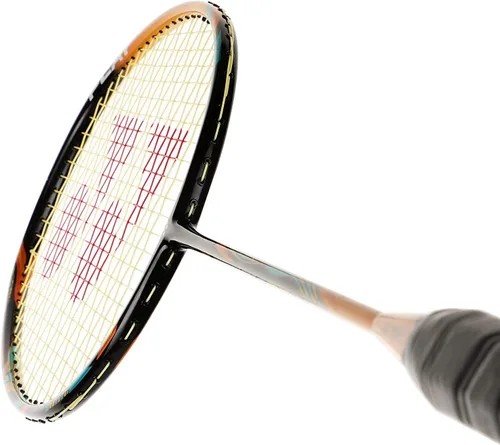Vista 3 de YONEX Raqueta de bádminton de grafito serie Astrox Lite (G4, 2.72 oz, 30lb Tension)