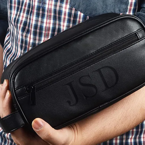 Vista 5 de Glamativity Neceser de cuero personalizado para hombres y mujeres, kit de piel vintage, regalo de cumpleaños y padrinos de boda, bolsa de viaje