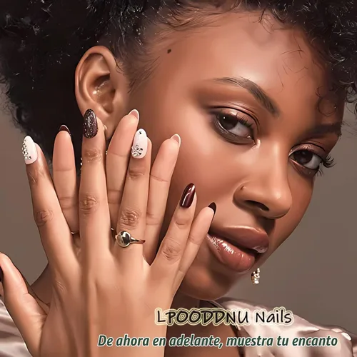 Vista 7 de LPOODDNU 24 uñas postizas cuadradas cortas, diseño de hoja verde lago, uñas acrílicas brillantes de cobertura completa, material ABS, para mujer