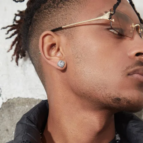 Vista 3 de MILACOLATO Aretes tipo dormilona de circonita cúbica para mujeres y hombres, chapados en oro de 18 quilates, aretes de plata de ley hipoalergénica