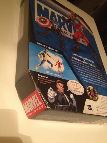 Vista 3 de Capitán América VS Skrull Giant Man exclusivo Marvel Universe figura de acción