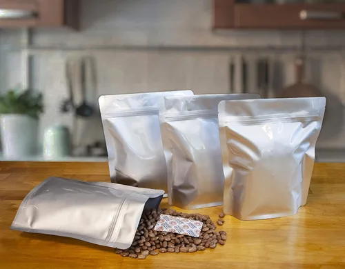Vista 8 de PackFreshUSA: Paquete de 100 bolsas de Mylar de 7 mil cuartos, absorbentes de oxígeno de 200 cc, esquinas redondeadas, guía de almacenamiento