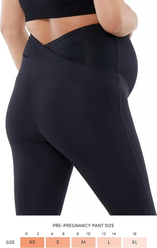 Vista 6 de Ingrid & Isabel Basics - Leggings activos de maternidad 78 con panel cruzado, soporte para el vientre, color negro