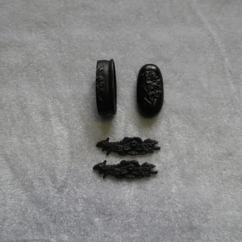 Vista 20 de Espada samurái japonesa KOSHIRAE – Fuchi Kashira Menuki 01-77