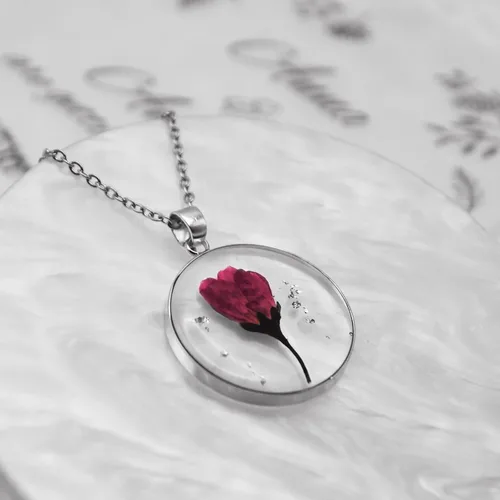 Vista 88 de Pressed Flower Necklace Gift for Women Personalized Handmade Necklaces Birth Flower Necklace