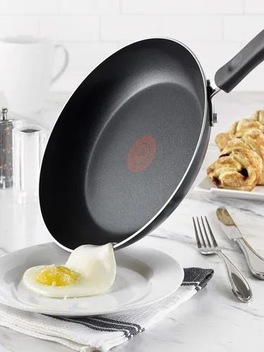 Vista 2 de T-Fal Everything in Kitchen Total - Juego de ollas y sartenes antiadherentes aptas para lavavajillas, 20 piezas, color negro