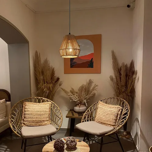 Vista 6 de Lámpara colgante de ratán tejido bohemio, 7 pulgadas, mini lámpara colgante con jaula de trabajo manual, iluminación colgante pequeña natural
