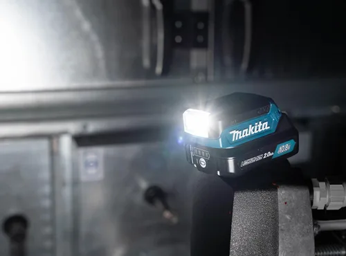 Vista 7 de Makita ML103 12V MAX CXT Linterna L.E.D. inalámbrica de iones de litio