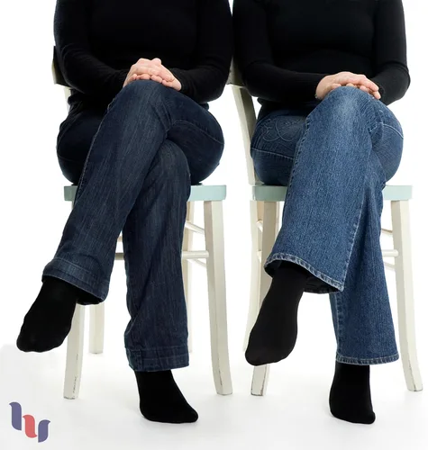 Vista 7 de Hugh Ugoli Calcetines suaves de bambú para mujer para vestido y pantalón, delgados, sin costuras y sin costuras, 3 pares, talla de zapato 5-89-11