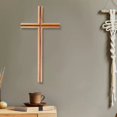 Vista 5 de NBEADS Cruz de pared de madera, cruz de nogal hecha a mano de 10 x 5 pulgadas, adorno colgante de iglesia cristiana, cruz de madera santa