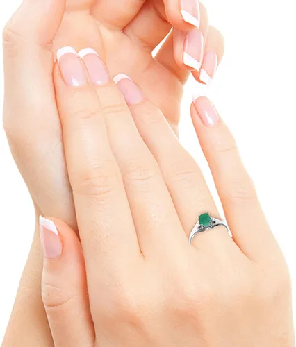 Vista 2 de Galaxy Gold GG Anillo de oro blanco sólido de 14 quilates con diamante esmeralda de 1,26 quilates