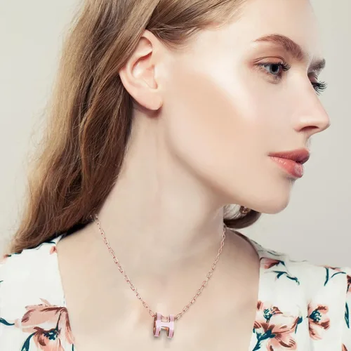 Vista 4 de EXTREE Collar con colgante de letra de moda para mujer, delicado collar chapado en oro de 18 quilates