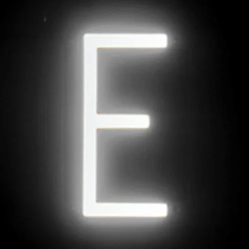 Vista 82 de SpellBrite Letra LED S Construye letreros de bricolaje que puedes cambiar con letras LED azules Componentes adicionales necesarios para iluminar