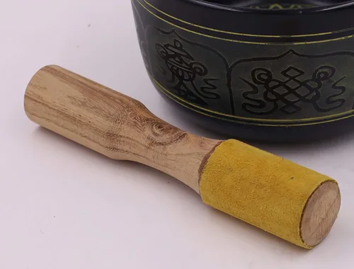 Vista 4 de Cuenco tibetano de madera dura fácil de jugar, envuelto en ante