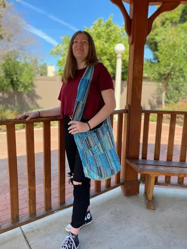 Vista 2 de Hand Embroidered Peace and Sunrise Boho Crossbody Hippie Handbag - Unique, Ethical, and Vibrant for the Free-Spirited Soul