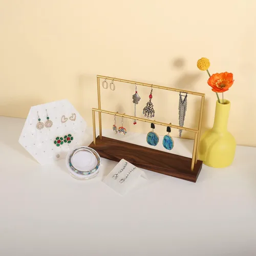 Vista 9 de GemeShou Organizador de aretes de madera para niñas, exhibición de aretes de nogal y soporte para exhibición de boutique, organizador