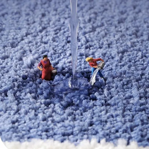 Vista 6 de Tapete de baño suave con diseño de margarita, divertido tapete de baño antideslizante absorbente de agua, lavable a máquina (azul)