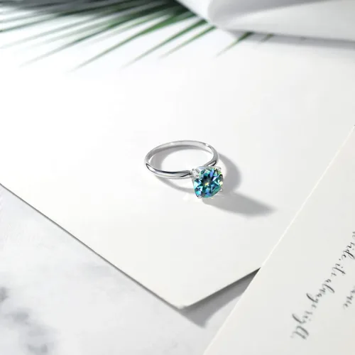 Vista 4 de Gem Stone King Anillo de compromiso con solitario para mujer con topacio místico azul milenio redondo de 2.00 qt en oro blanco de 14 quilates