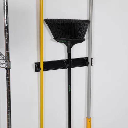 Vista 7 de Restaurantware Soporte para trapeador de 17.7 pulgadas, plástico negro, 3 ranuras personalizables, tornillos incluidos