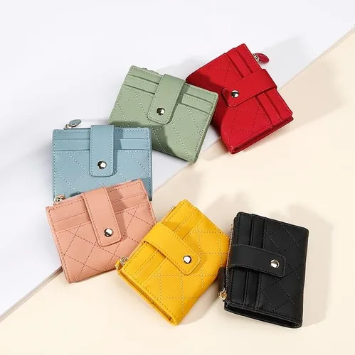 Vista 2 de kuifang Bonita cartera para niñas, pequeña y plegable estética, de piel sintética, bolsillo para efectivo, tarjetero con ventana de identificación