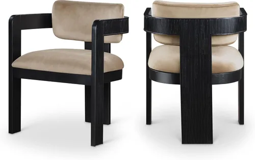 Vista 32 de Meridian Furniture Sacha - Juego de 2 sillas de comedor de terciopelo y Terciopelo coñac