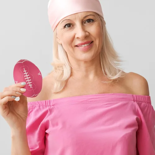 Vista 6 de Liliful 24 bolas de estrés para concientización sobre el cáncer de mama, bolas de estrés con cinta rosa para regalos de conciencia de senos, regalos