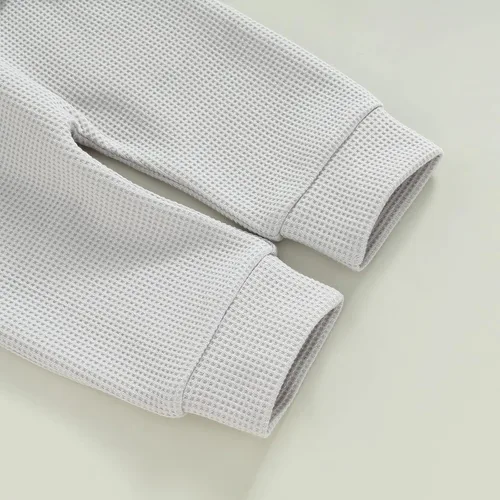 Vista 6 de KtwHarnu Conjunto de camiseta de manga corta con estampado de conejo, 2 piezas, ropa de Pascua para bebé niño