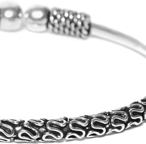 Vista 5 de Priyaasi Pulsera con tachuelas de diamante americano chapado en oro rosa para mujer