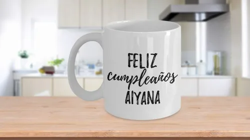 Vista 3 de Feliz Cumpleanos Aiyana - Taza de café con nombre personalizado, 11 onzas