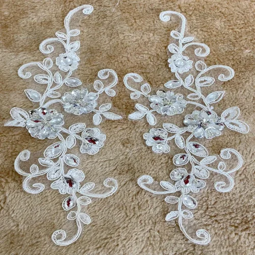 Vista 29 de Parches de tela de encaje fino bordados con diamantes de imitación bordados, decoración de vestido para coser en lentejuelas cuentas, accesorio