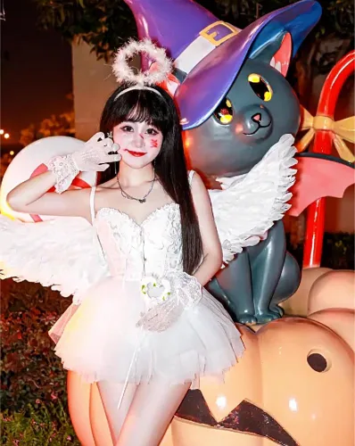 Vista 3 de Musdoney Alas de ángel, halo y palo mágico para niños, disfraz de ángel para adultos, alas de plumas utilizadas para Halloween, disfraz