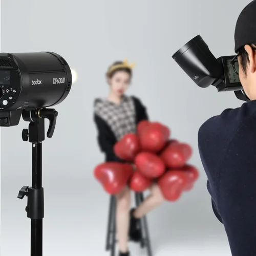 Vista 9 de Godox Kit de 3 luces estroboscópicas Speedlite DP600III Speedlite Studio Strobe Monolight, 1800 Ws Bowens Mount Iluminación de fotografía con caja