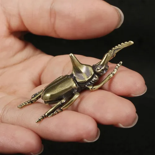 Vista 7 de 3 piezas de escultura de hormiga, libélula, escarabajo, té de metal sólido, adorno de insecto, mini hormiga, libélula escarabajo, figura