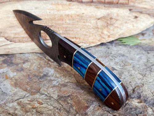 Vista 6 de WINTERFELL Cuchillo de acero de Damasco con gancho de tripa de hoja fija con mango de madera, cuchillo de caza de 7 pulgadas con funda de cuero