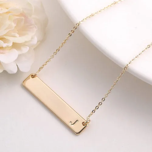 Vista 2 de M MOOHAM - Collar con dije de barra rectangular con inicial, para mujer, chapado en oro rosa de 14 quilates, acero inoxidable, con nombre grabado