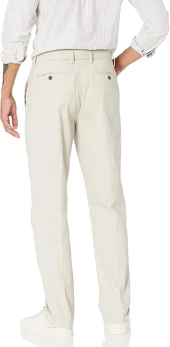 Vista 2 de Tienda Essentials Pantalón chino de corte clásico, resistente a las arrugas, sin pinzas, para hombre (disponible en tallas grandes y altas)