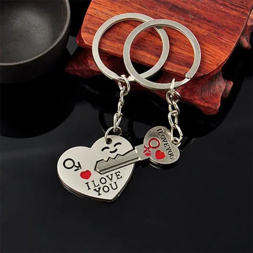 Vista 4 de Llavero con forma de corazón para parejas, diseño de corazón, diseño de pimienta, diseño discreto