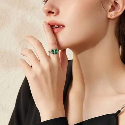 Vista 4 de Bestyle Anillo de collar de mariposa con piedra natal plateada para mujeres, delicado y lindo regalo de joyería de mariposa para mujeres