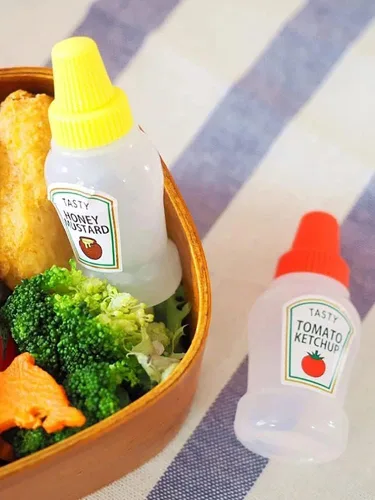 Vista 5 de 4 pares de mini botellas de ketchup para accesorios de caja Bento, 0.8 onzas líquidas, botellas vacías de salsa de tomate japonesa para aderezo