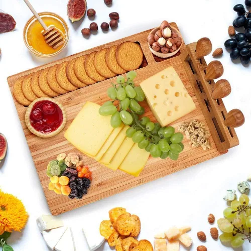 Vista 4 de Juego de tablas de queso y cuchillos de bambú, juego de tablas de embutidos grandes y plato de queso