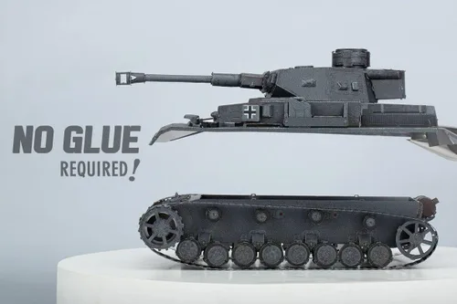 Vista 6 de Metal Earth Fascinations Premium Series Panzer IV Tank 3D Kit de modelo de metal con pinzas