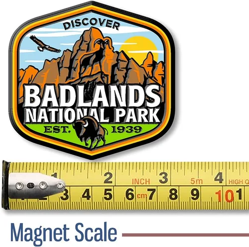 Vista 2 de Imán de Parque Nacional Badlands de Classic Magnets, 2.9 x 3 pulgadas, recuerdos y regalos coleccionables de goma 3D de estilo vintage fabricados