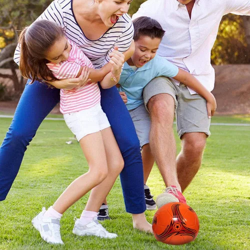 Vista 5 de Youlina Paquete de 6 pelotas de fútbol de Navidad desinfladas con bomba, pelotas de fútbol a granel, pelotas de fútbol clásicas con bolsa deportiva