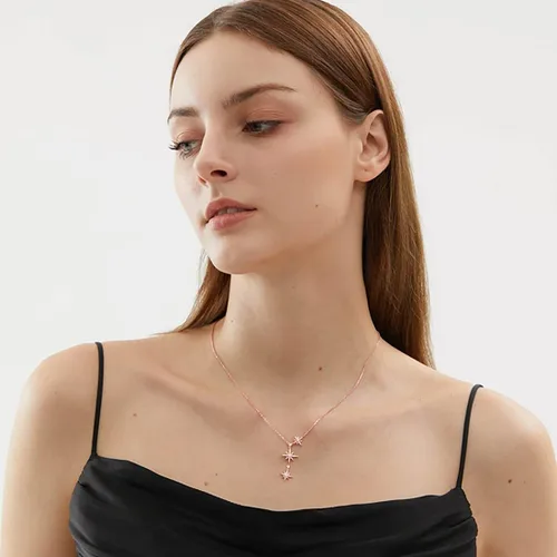 Vista 3 de SLUYNZ Collar con dije de estrella y circonita cúbica para mujeres y adolescentes de plata de ley 925