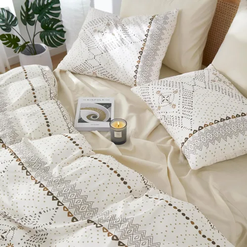 Vista 4 de Wake In Cloud - Juego de edredón bohemio, ropa de cama estilo granja occidental azteca de aspecto neutro, ropa de cama suave y ligera, 3 piezas Beige