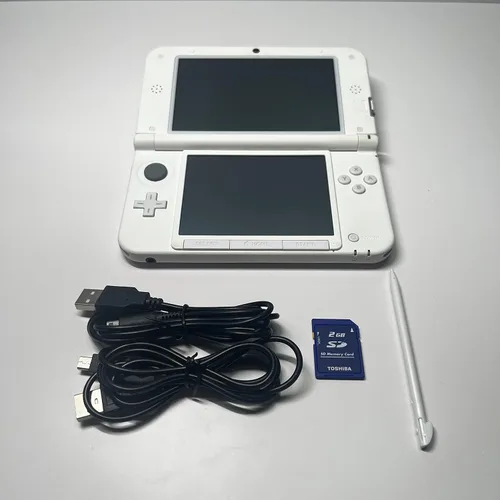 Vista 7 de Nintendo 3dsXL console - white -(used)