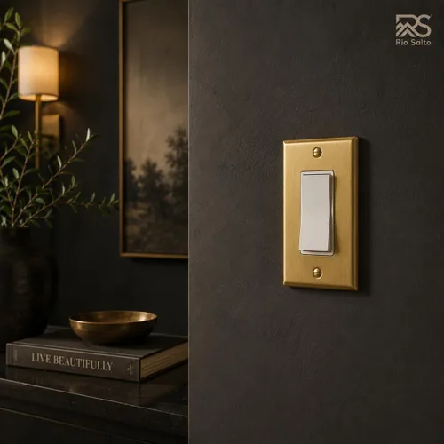 Vista 7 de Rio Salto BRASS Signature Collection MIDSIZE - Placa de pared de metal dorado para interruptor de luz o cubierta de tomacorriente, placa de pared
