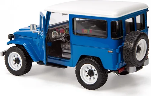 Vista 5 de All Star Toys Exclusivo Toyota Land Cruiser FJ40 Royal Blue con ruedas todoterreno personalizadas 1/24 modelo fundido a presión por Motormax 79323