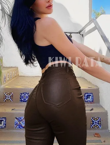 Vista 2 de KIWI RATA - Leggings de piel sintética de poliuretano, cintura alta, para mujer, con levantamiento de glúteos, color negro, sexy, para deportes
